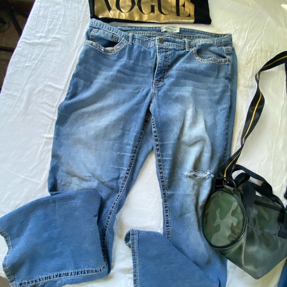 Dark wash Faded Glory Pants Womens 20W Denim Boyfriend Distressed Comfy Slim - Picture 5 of 7